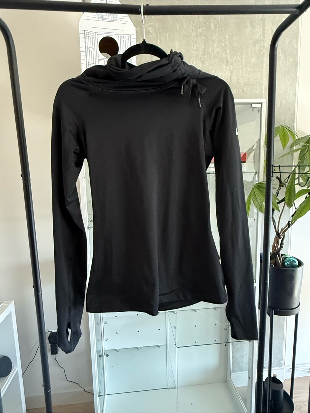 Women's Nike Black Long-Sleeve Fleece-lined top